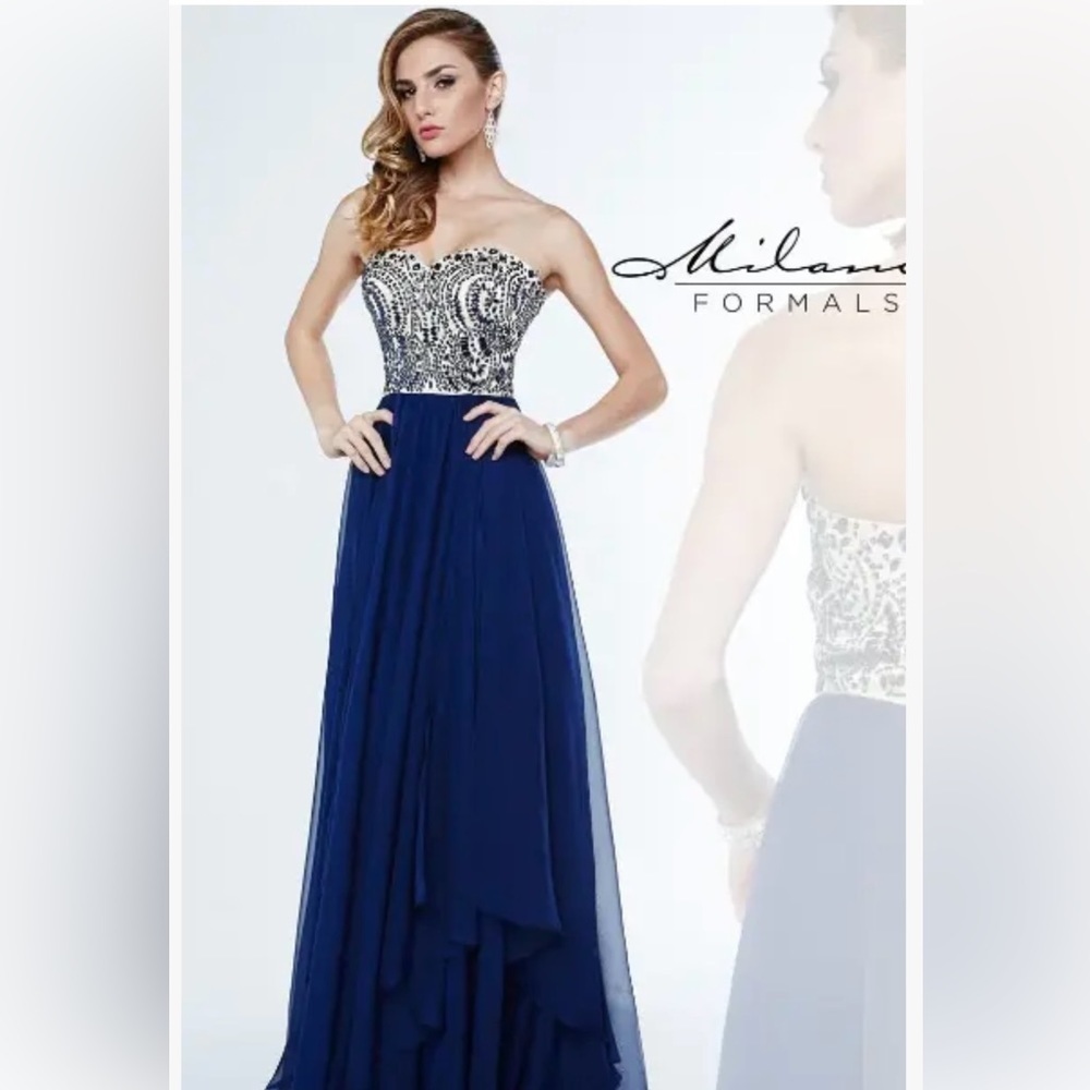 Milano Formals Long Navy Chiffon Crystal Embellished Prom Dress Gown size 2